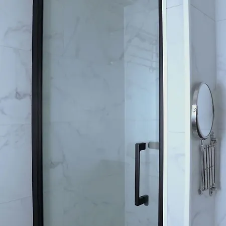 Bnbnova - Arc De Triomphe & Trocadero Square Apartman *